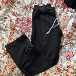 Figs womens Livingston basic scrub pant, medium, black